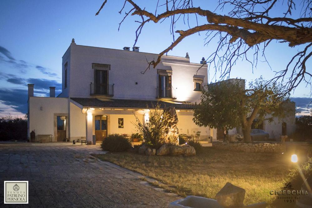 Tenuta Patruno Perniola Gioia Del Colle Exterior photo